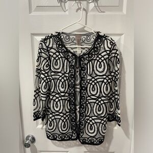 Easywear by Chicos, women’s sheer mesh and ribbon open front jacket. Size 0